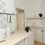 Danzig Room ホームステイ